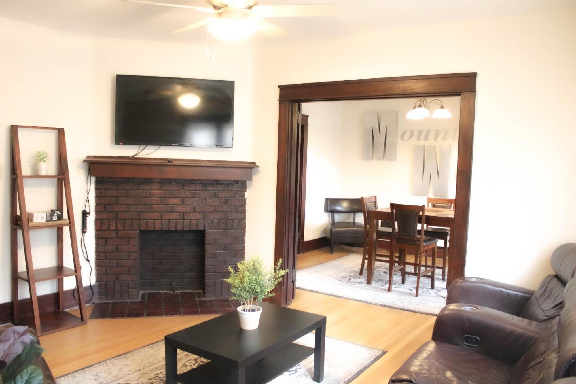 Comfy And Spacious 3 Bedroom - Easy City Access Pittsburgh Dış mekan fotoğraf