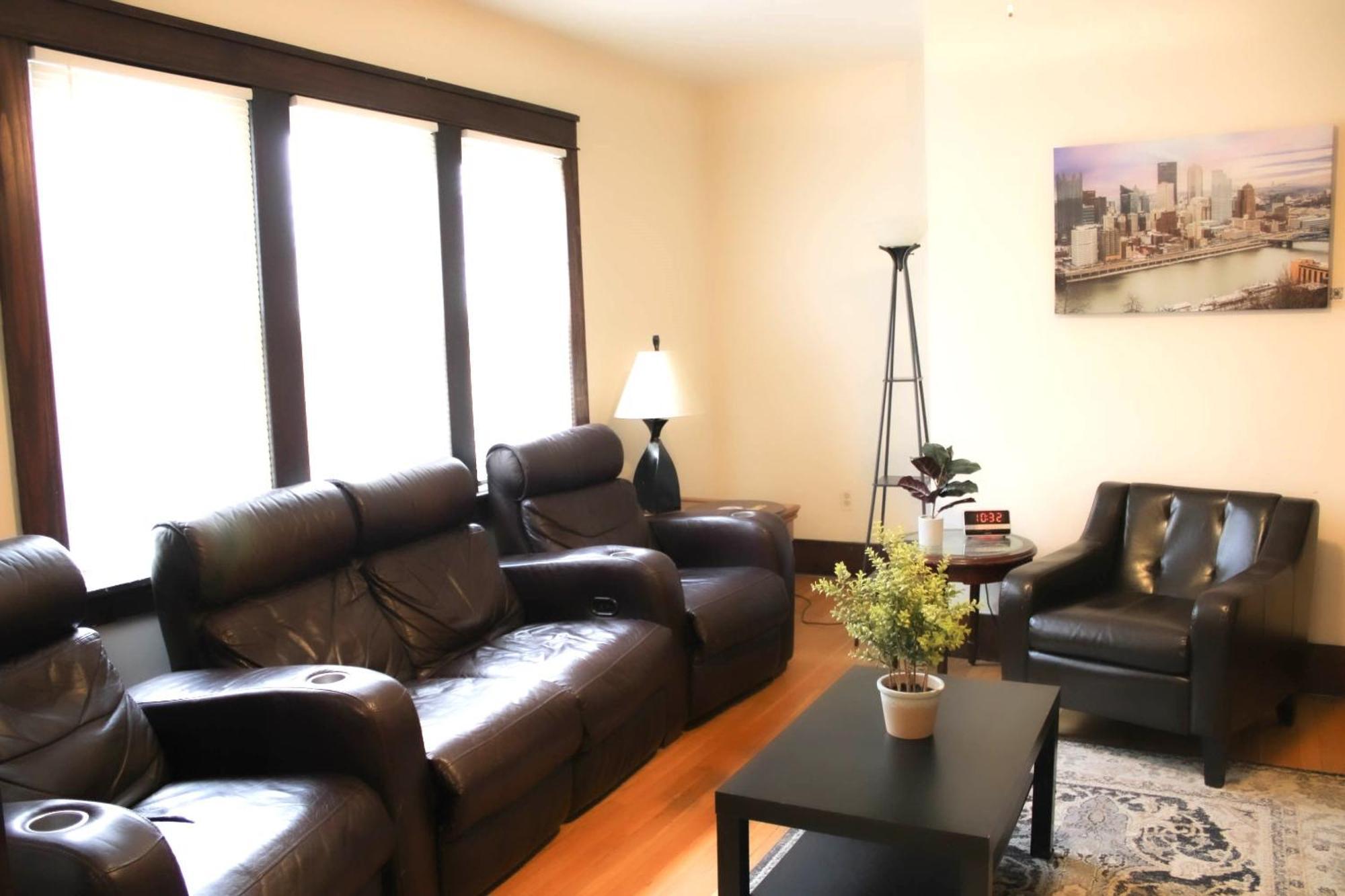 Comfy And Spacious 3 Bedroom - Easy City Access Pittsburgh Dış mekan fotoğraf