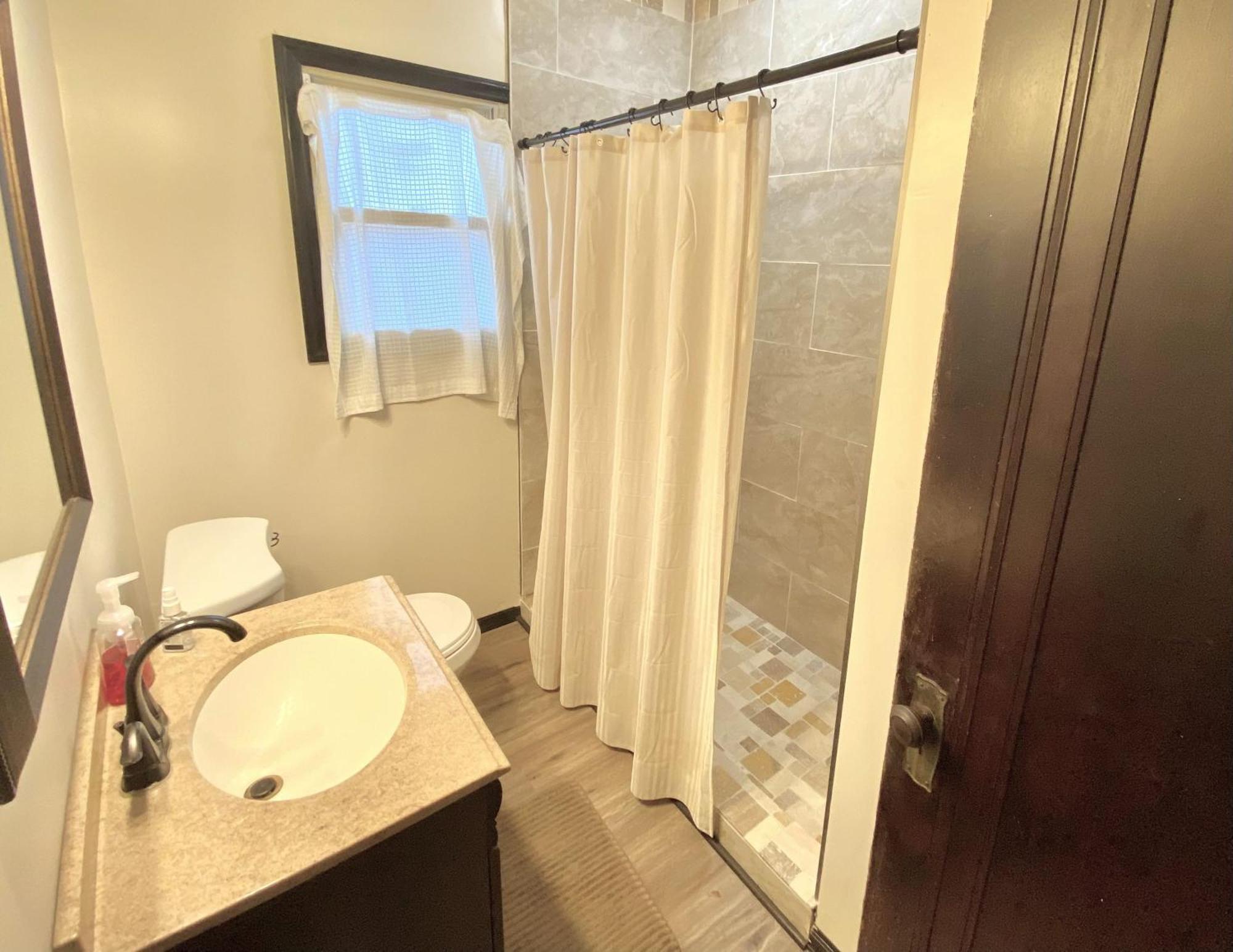 Comfy And Spacious 3 Bedroom - Easy City Access Pittsburgh Dış mekan fotoğraf